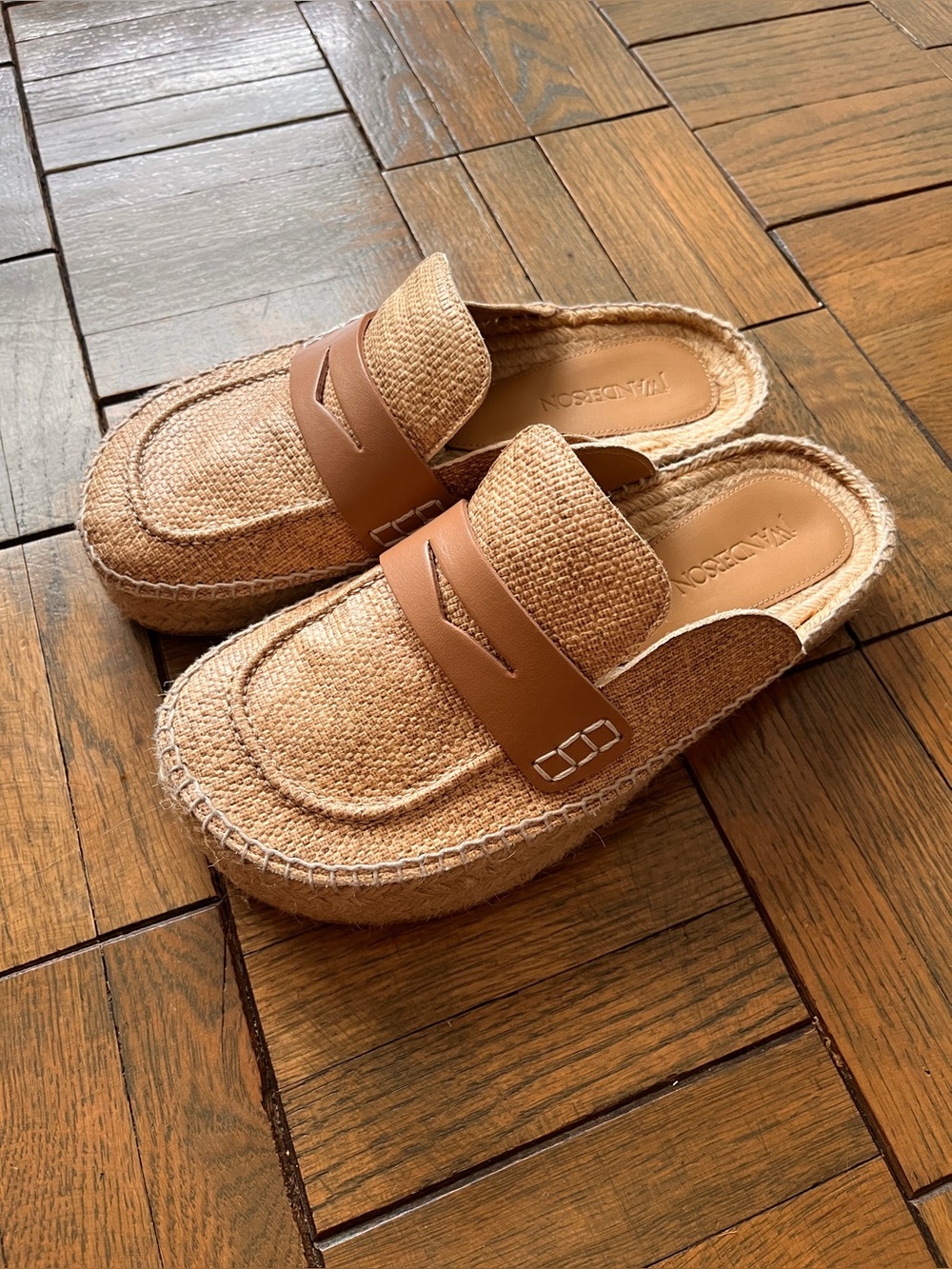 JW Anderson slides size 38